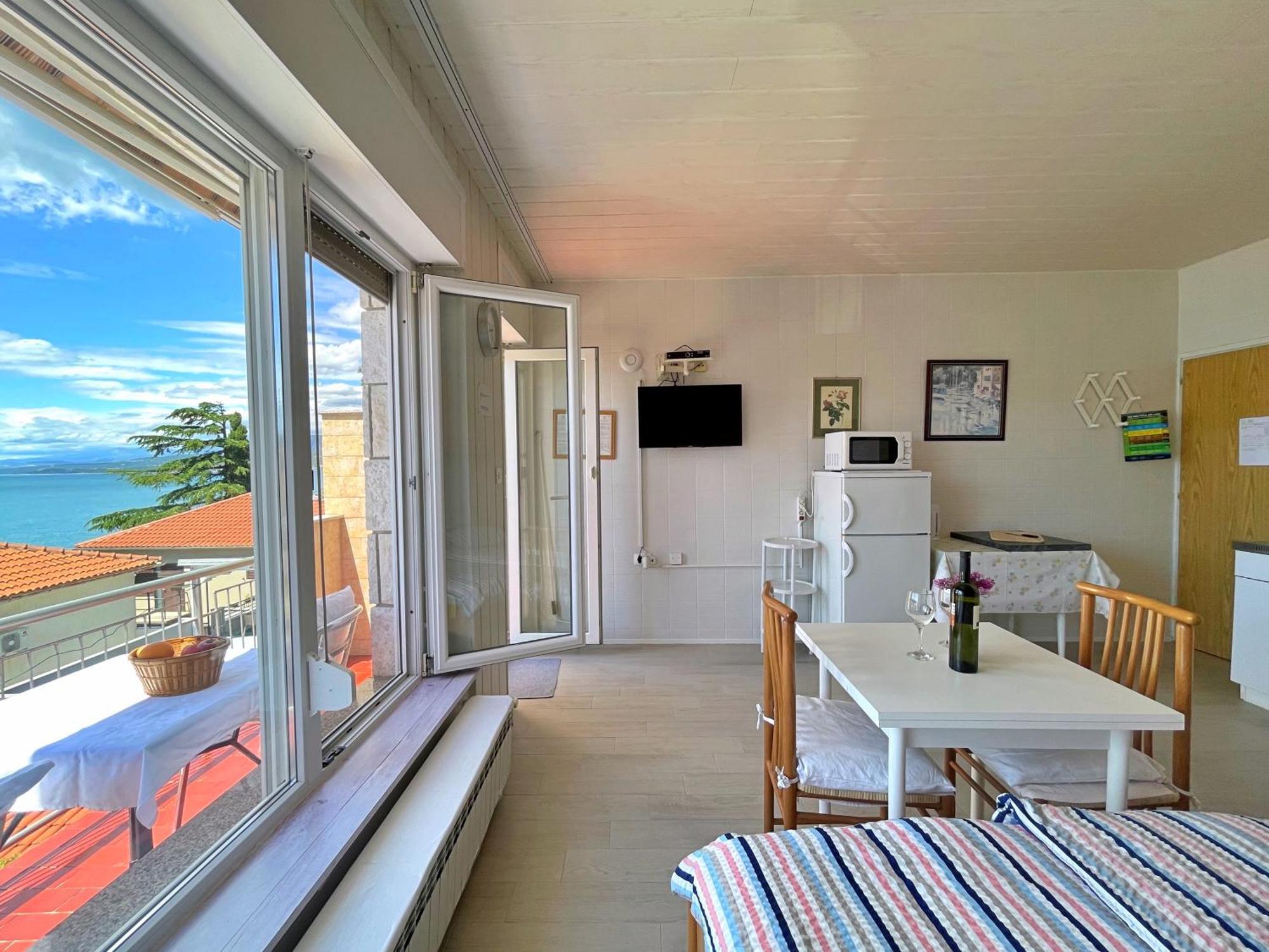 Apartments Nada Šilo Eksteriør bilde